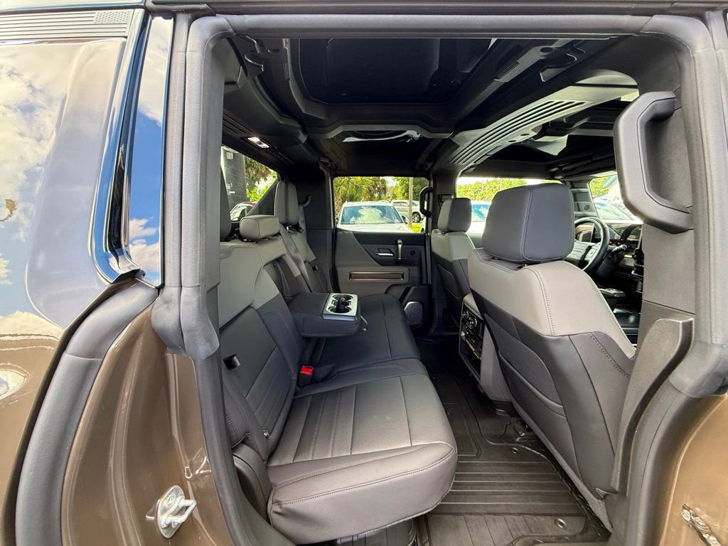Used 2024 GMC Hummer EV 3X image 28