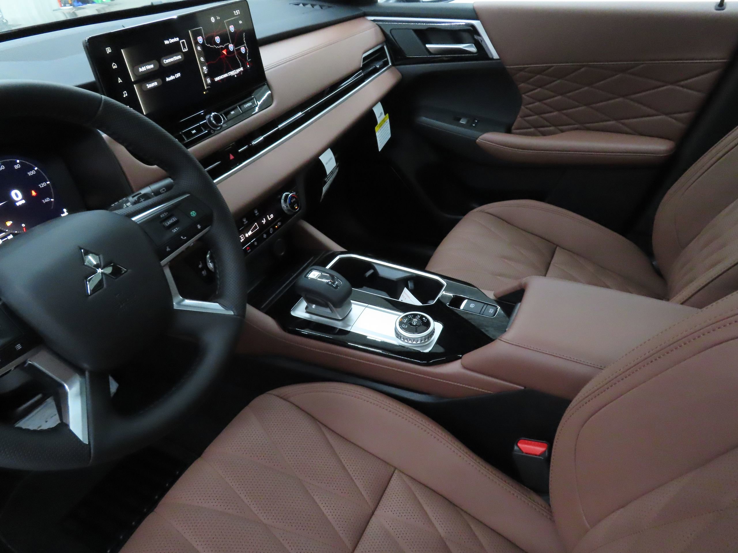 New 2026 Mitsubishi Outlander SEL image 21