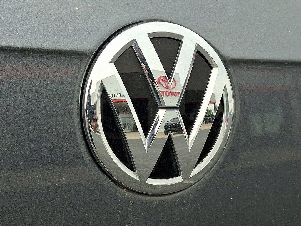 Used 2021 Volkswagen Tiguan S AWD/4WD image 9