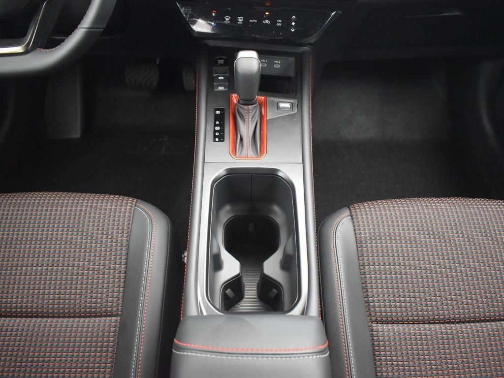 New 2026 Nissan Kicks SR FWD image 12