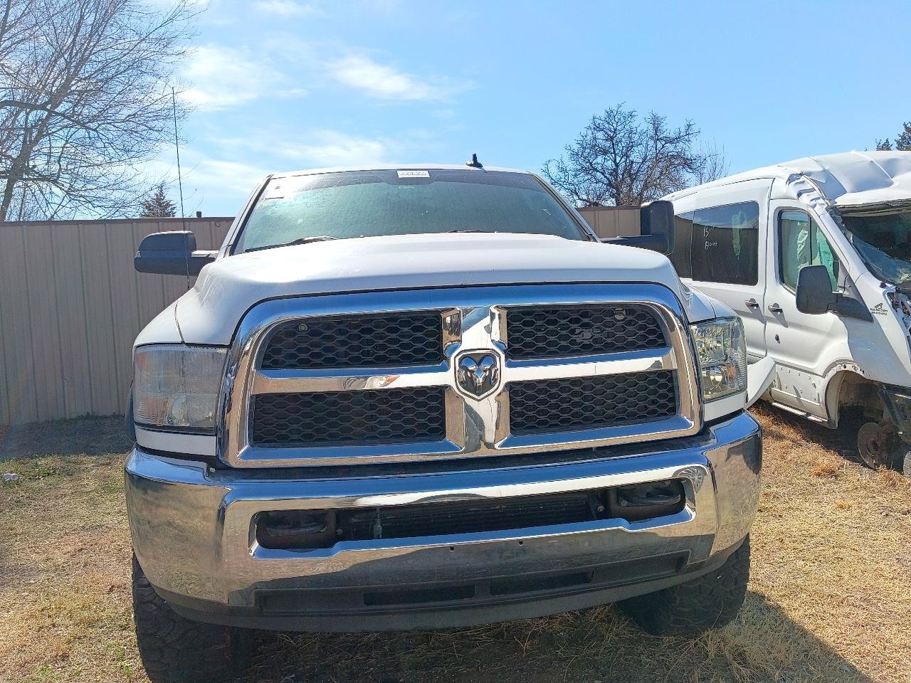 Used 2016 RAM 2500 SLT AWD/4WD image 2