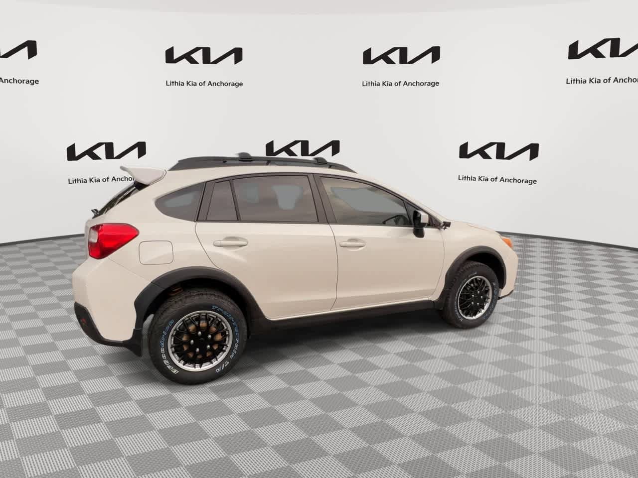 Used 2016 Subaru Crosstrek 2.0i Premium AWD/4WD image 8