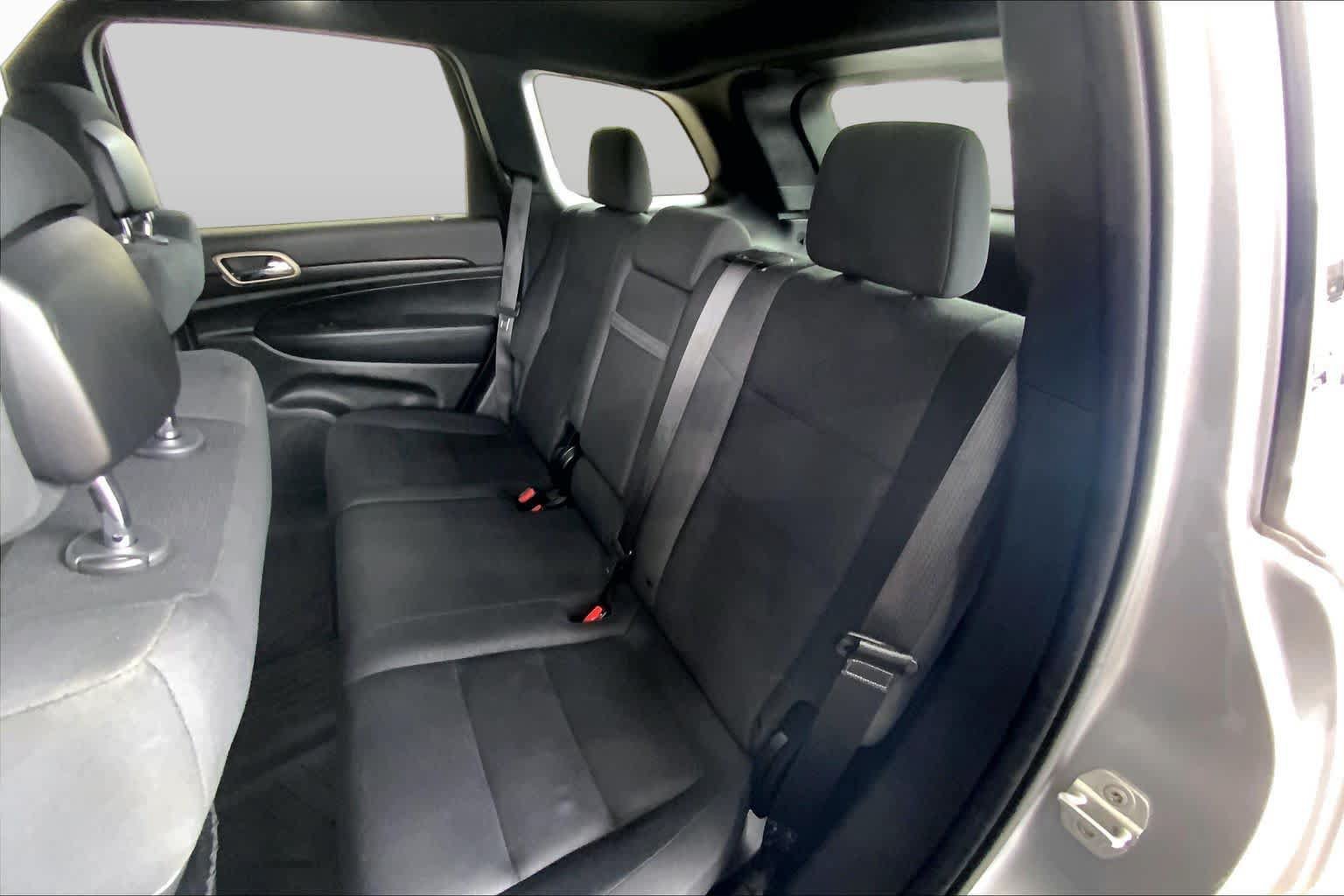 Used 2014 Jeep Grand Cherokee Laredo w/ Quick Order Package 23E RWD image 19