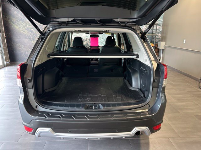 Used 2024 Subaru Forester Touring AWD/4WD image 36