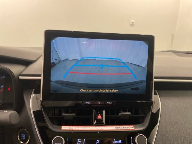 Used 2025 Toyota Corolla SE w/ SE Premium Package FWD image 18