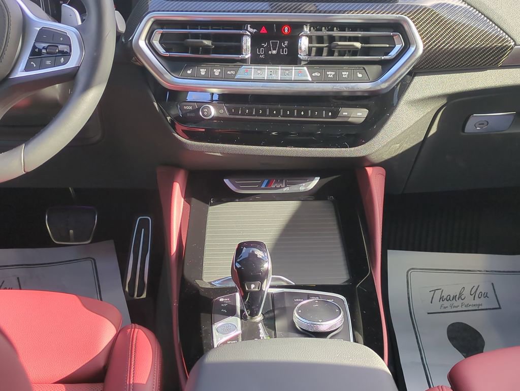 Used 2025 BMW X4 M40i image 21