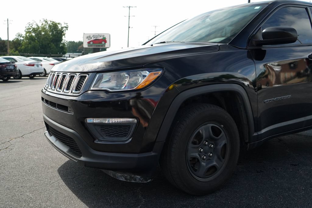 Used 2018 Jeep Compass Sport FWD image 16