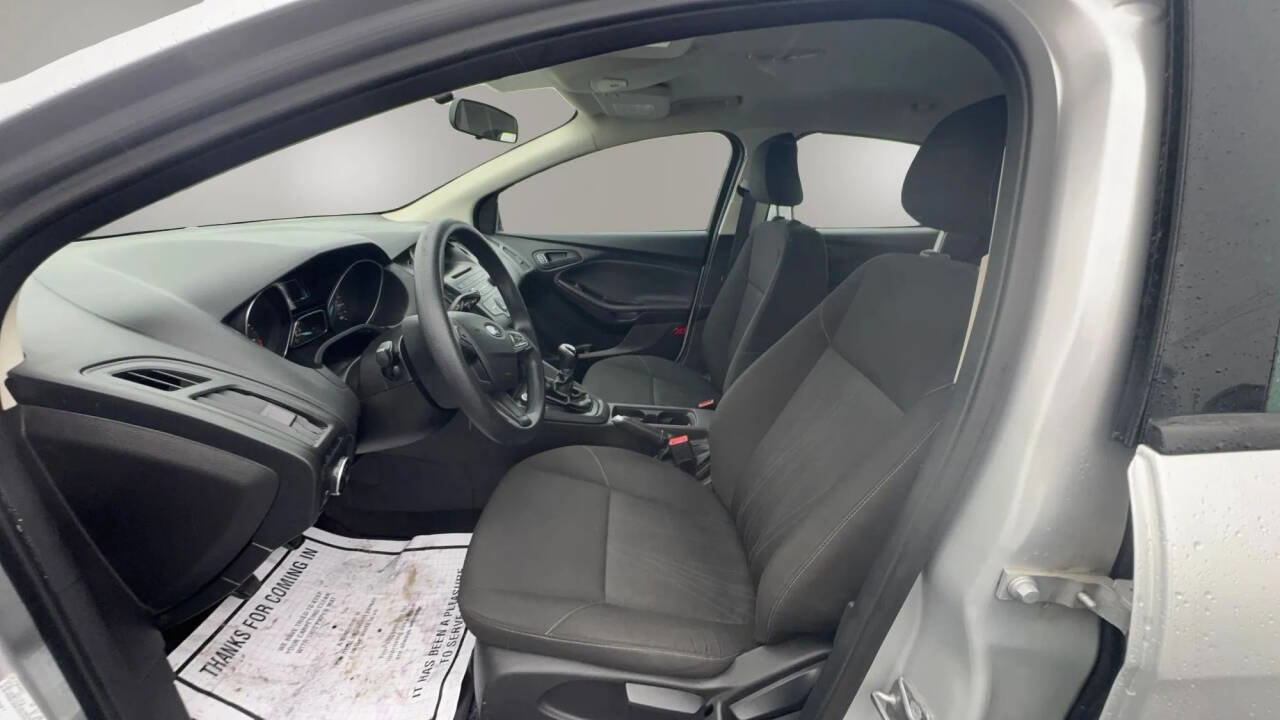 Used 2015 Ford Focus S image 12