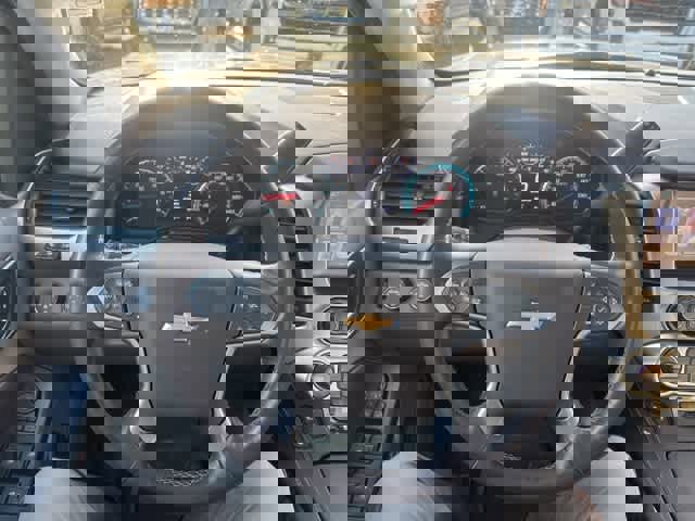 Used 2017 Chevrolet Suburban Premier image 21