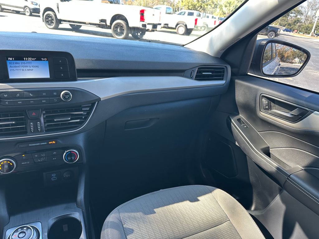 Used 2022 Ford Escape S image 45