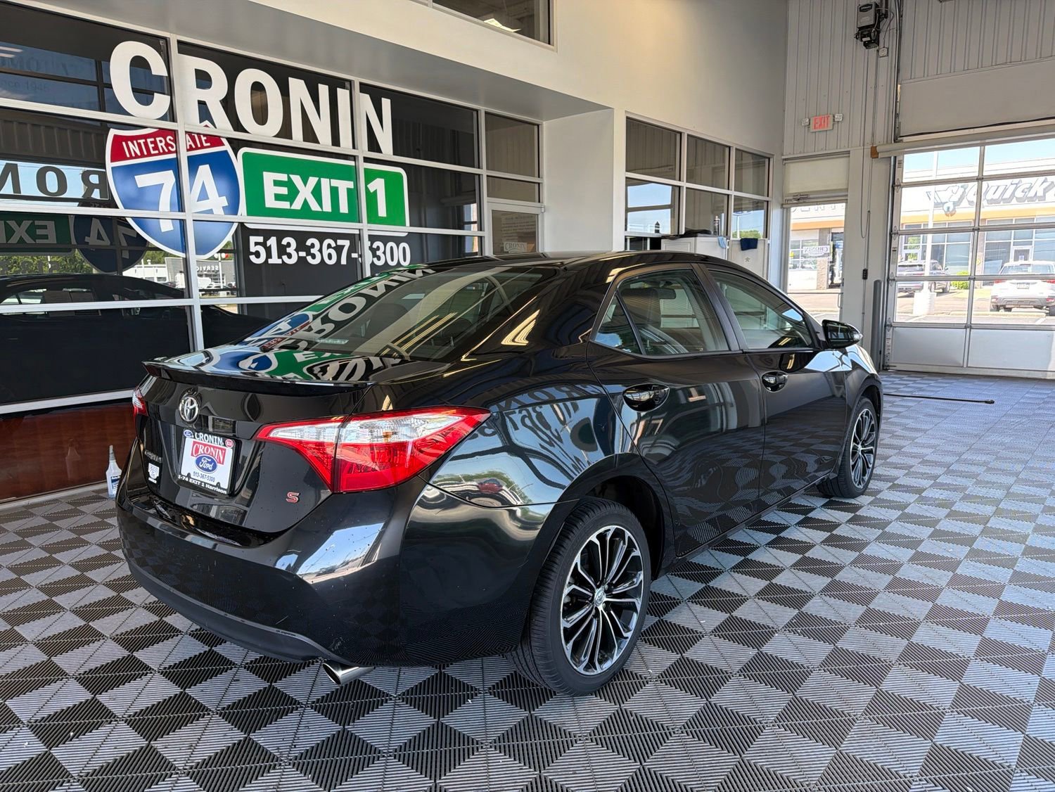 Used 2015 Toyota Corolla S FWD image 5