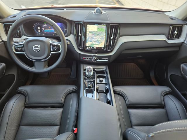 Used 2025 Volvo XC60 T8 Ultra w/ Protection Package Premier image 2