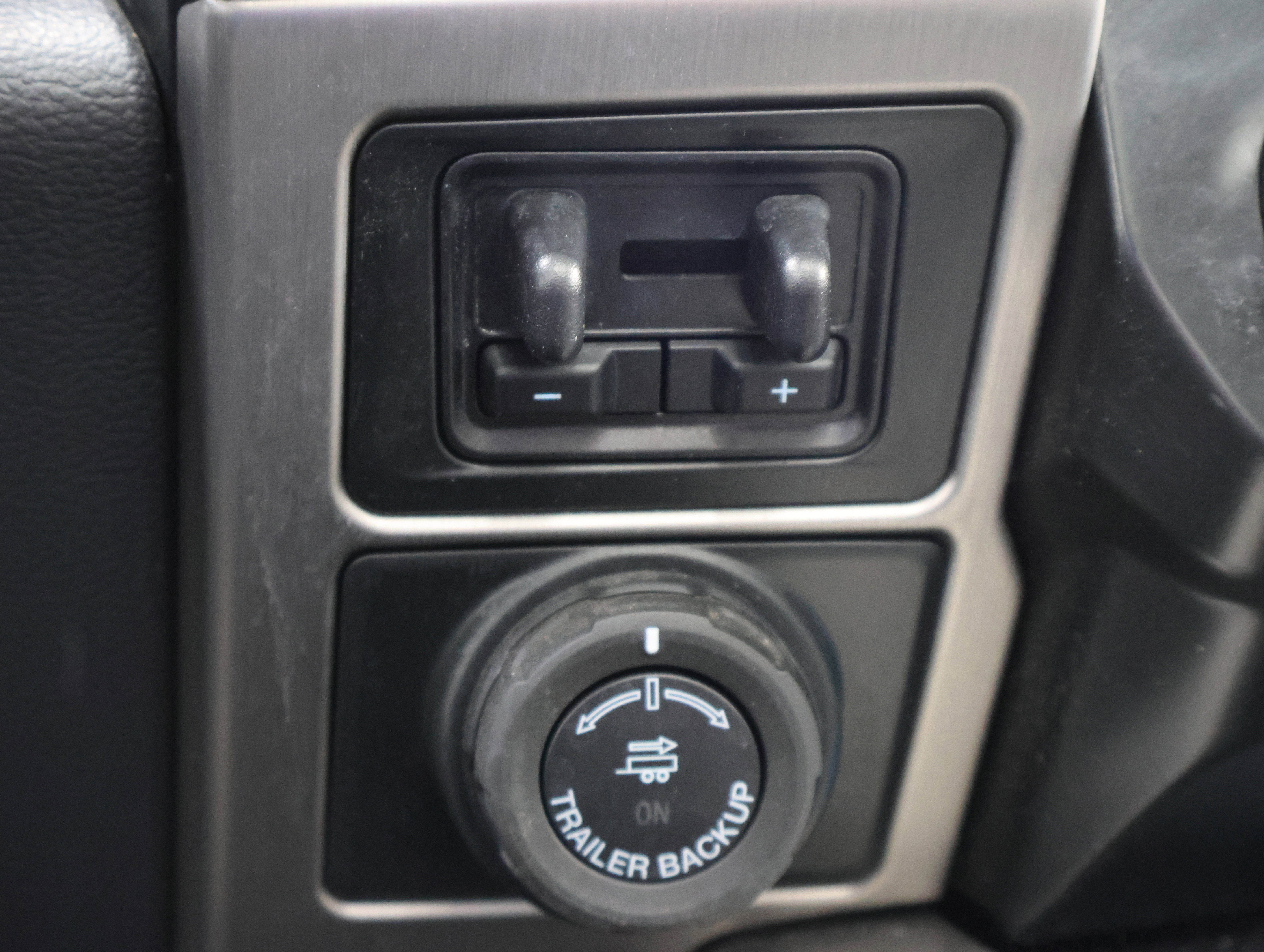 Used 2022 Ford F350 Platinum AWD/4WD image 54