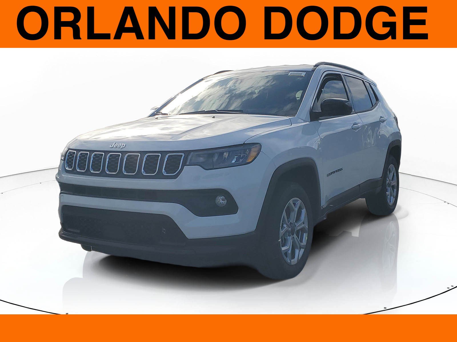 New 2026 Jeep Compass Latitude image 2