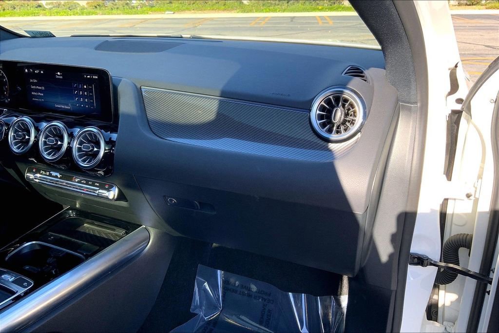 Used 2024 Mercedes-Benz GLA 35 AMG 4MATIC image 18