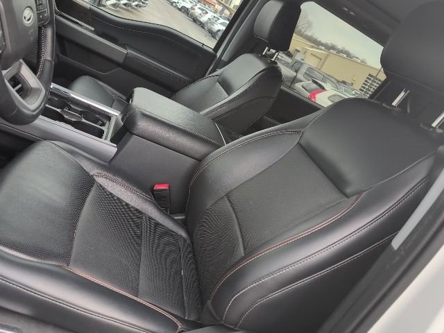 Used 2024 Ford F250 Lariat w/ Black Appearance Package image 20