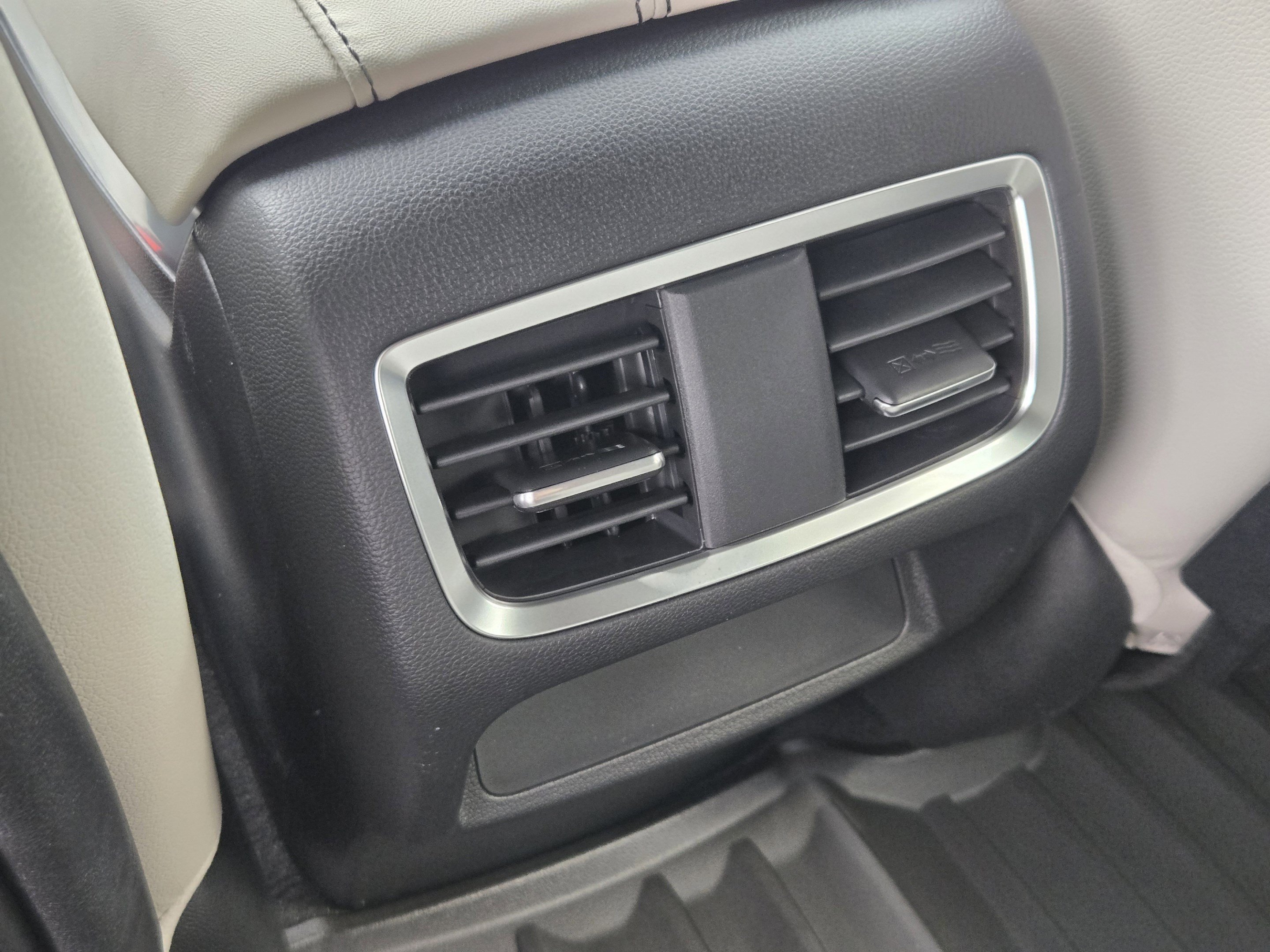 New 2026 Acura RDX SH-AWD image 16