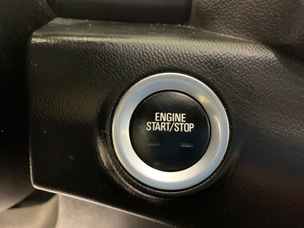 Used 2019 GMC Terrain SLE w/ Driver Convenience Package image 16