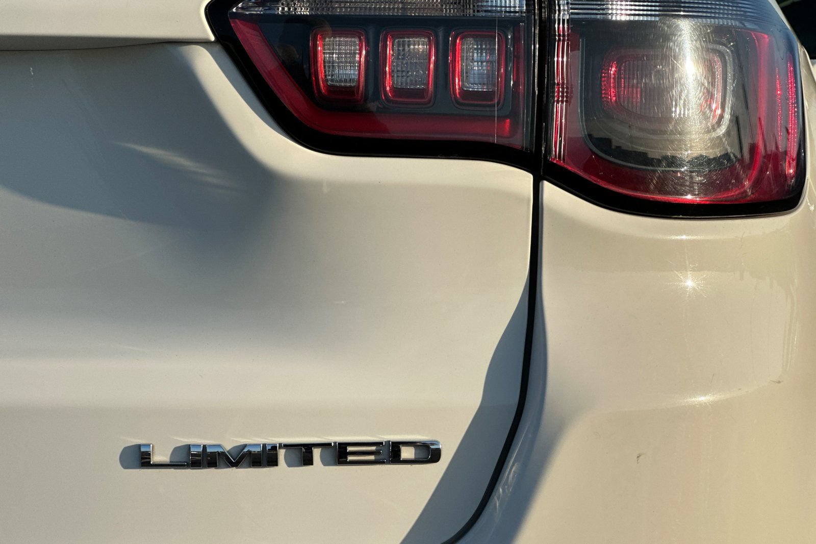 Used 2021 Jeep Compass Limited AWD/4WD image 32