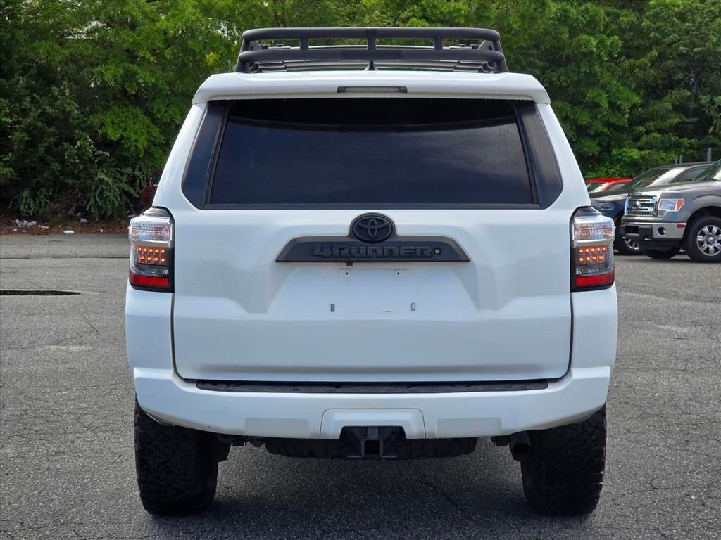 Used 2016 Toyota 4Runner SR5 AWD/4WD image 25