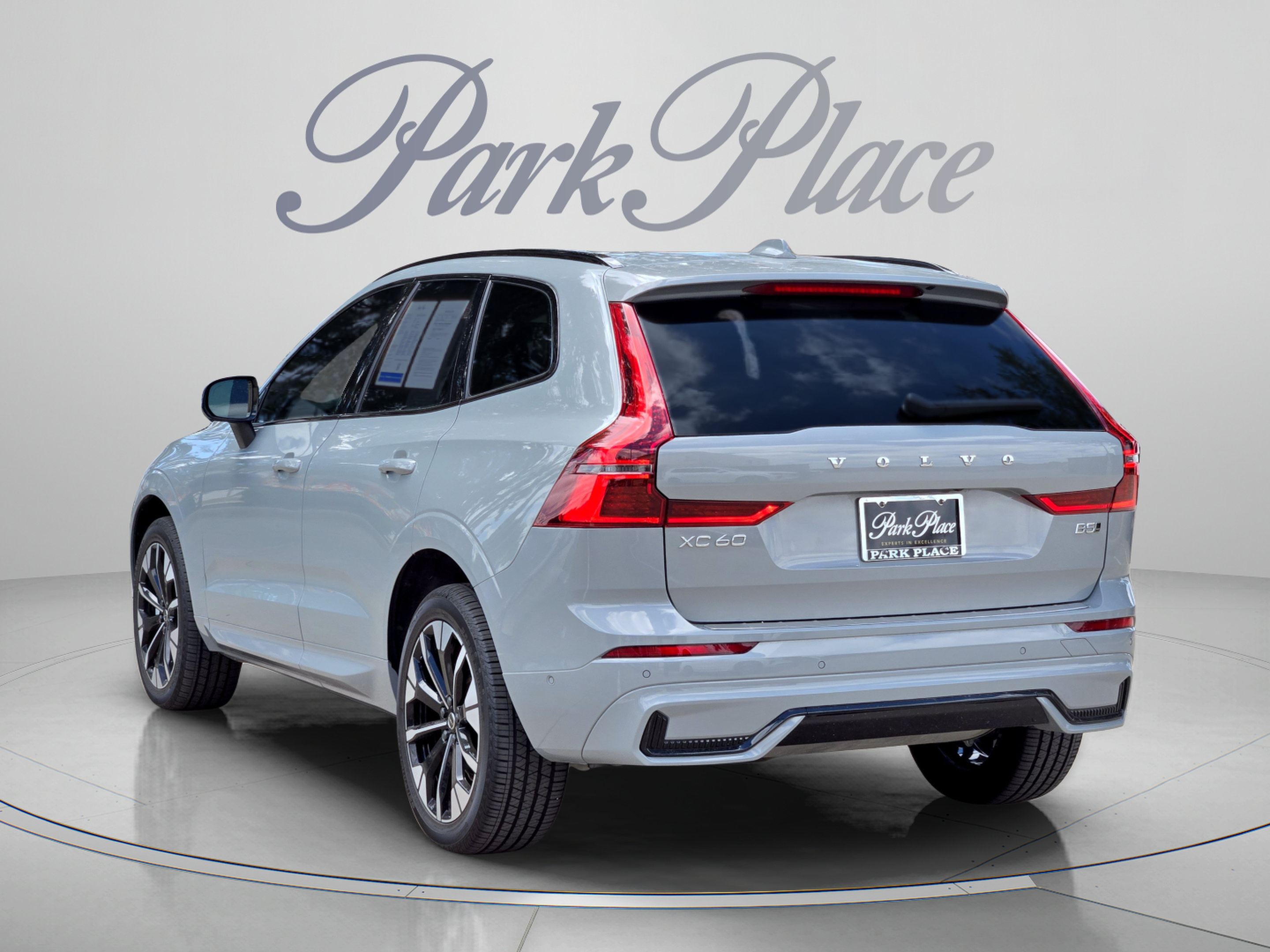 Certified 2026 Volvo XC60 B5 Plus w/ Protection Package Premier AWD/4WD image 3