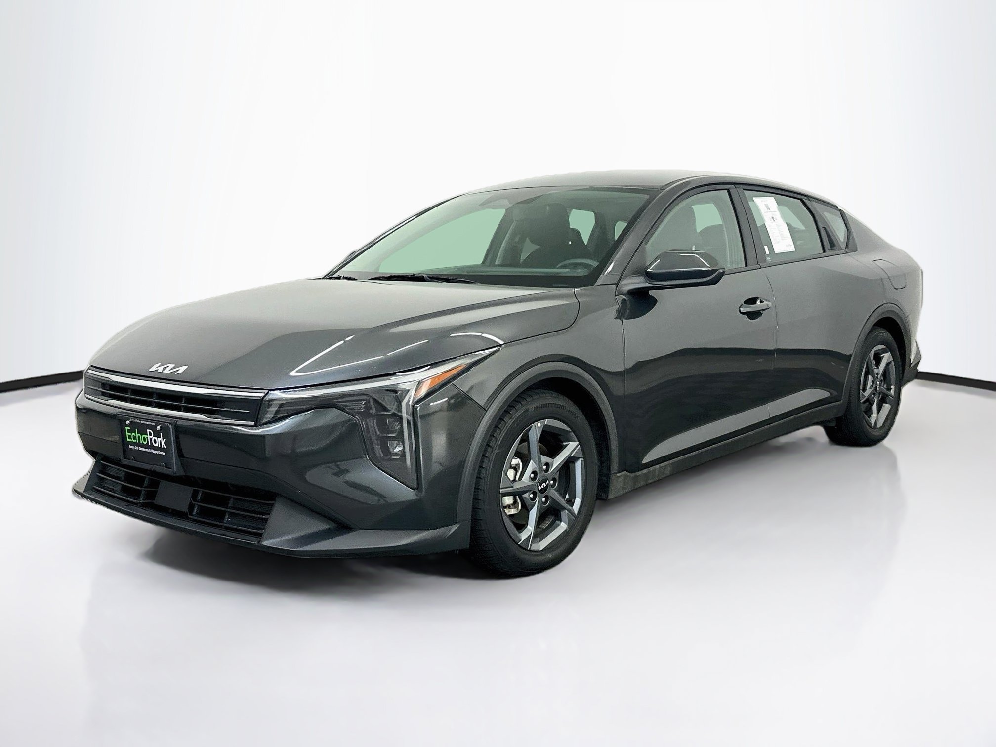 Used 2025 Kia K4 FWD image 3