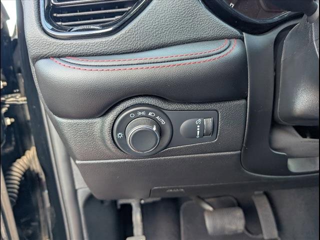 Used 2024 Dodge Durango GT image 15