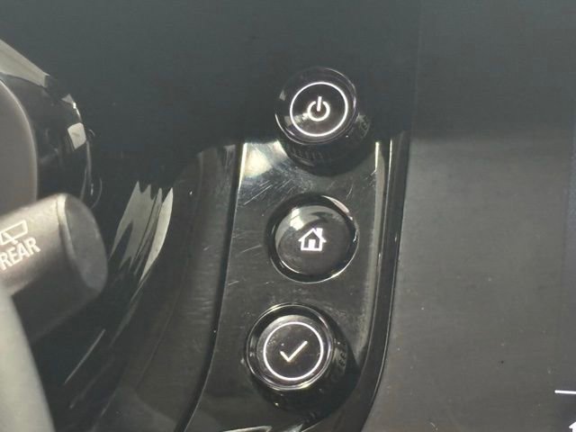 Used 2023 Buick Envision Preferred FWD image 25