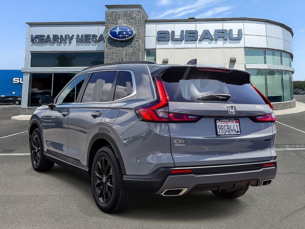 Used 2025 Honda CR-V Sport image 4
