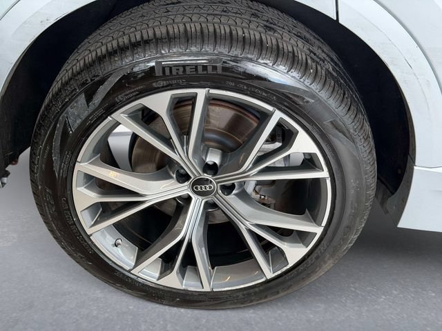 Used 2023 Audi Q8 Premium w/ Black Optic Package AWD/4WD image 7