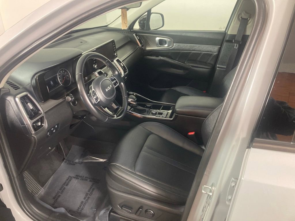 Certified 2022 Kia Sorento SX image 12