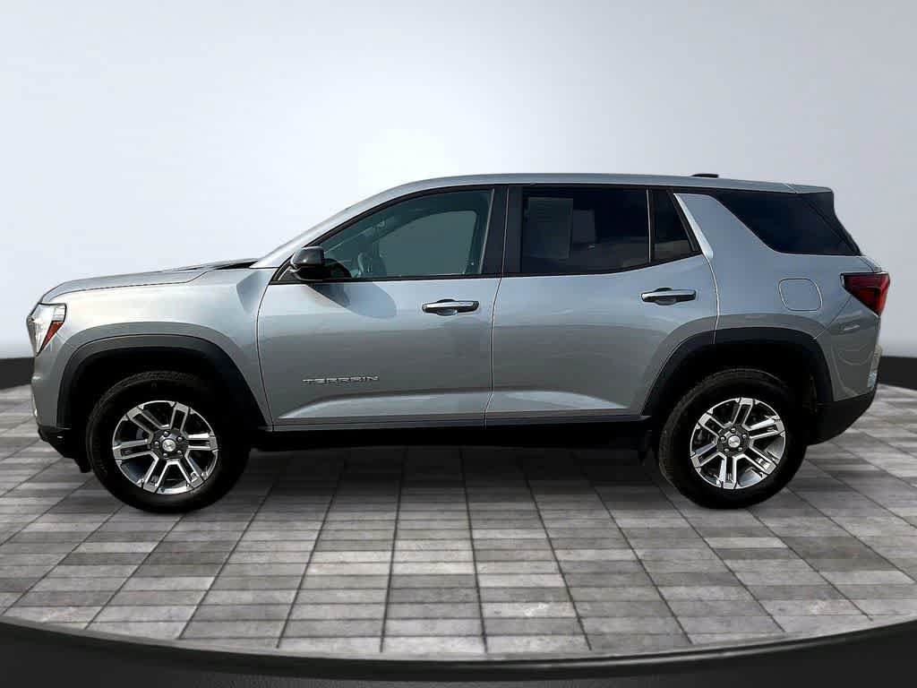 Used 2025 GMC Terrain Elevation AWD/4WD image 4