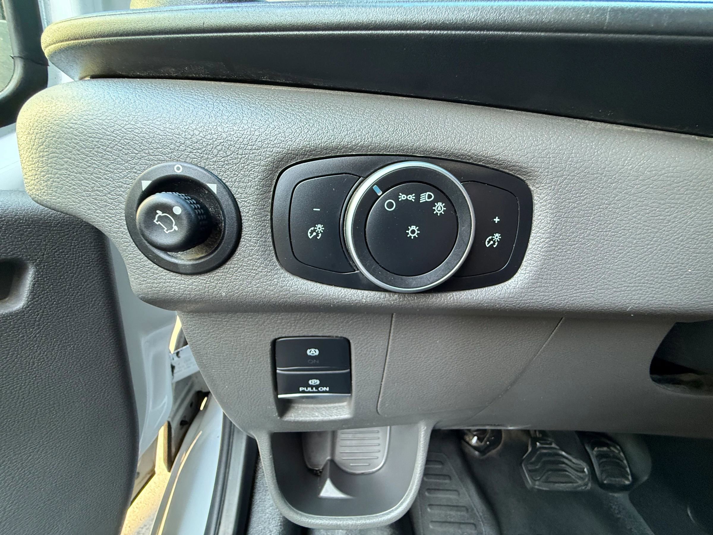 Used 2022 Ford Transit 350 148 High Roof AWD w/ Load Area Protection Package image 15