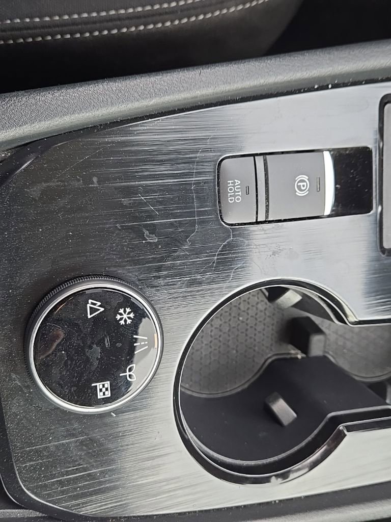 Used 2024 Nissan Rogue SV image 29