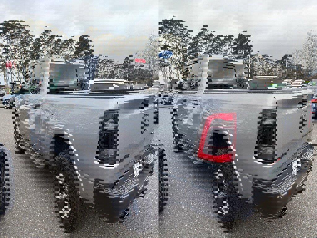 Used 2021 RAM 1500 Big Horn w/ Built-to-serve Edition image 9