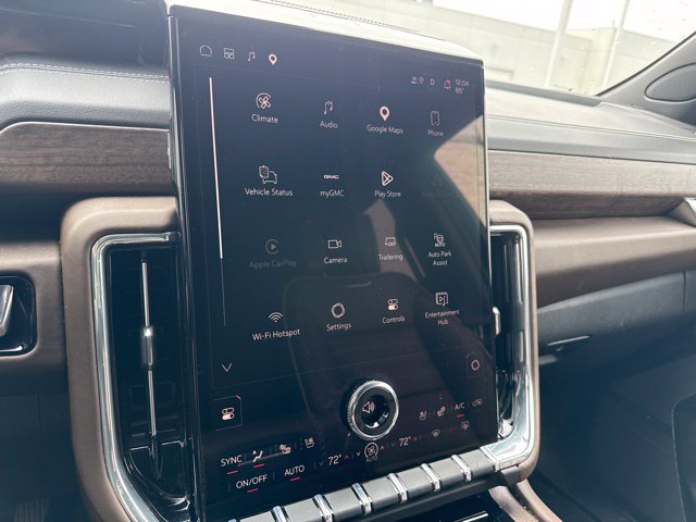 Used 2025 GMC Yukon Denali Ultimate AWD/4WD image 18