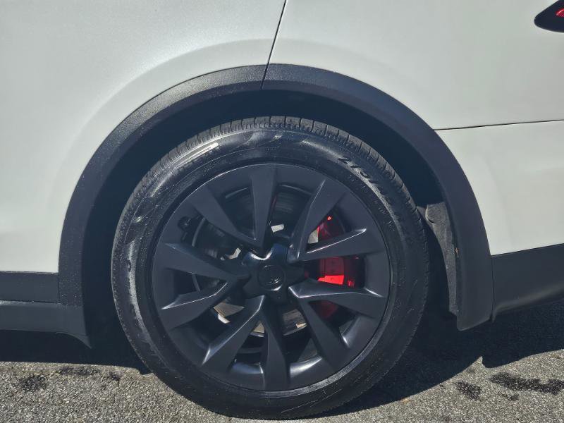 Used 2023 Tesla Model X Plaid image 19