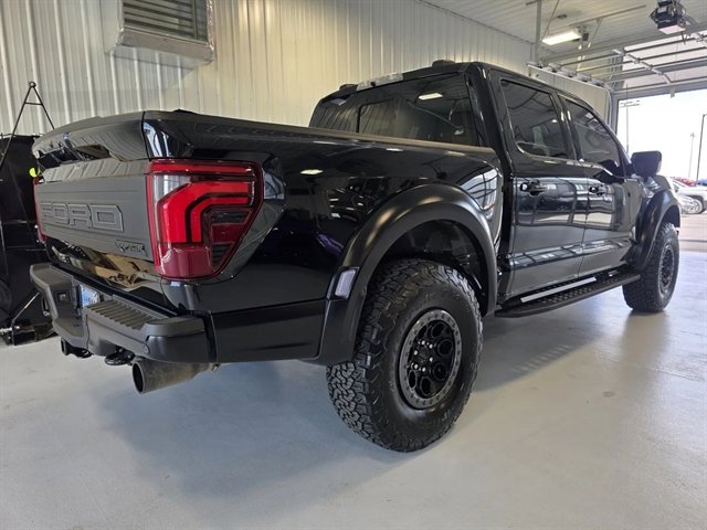 Used 2025 Ford F150 Raptor AWD/4WD image 3