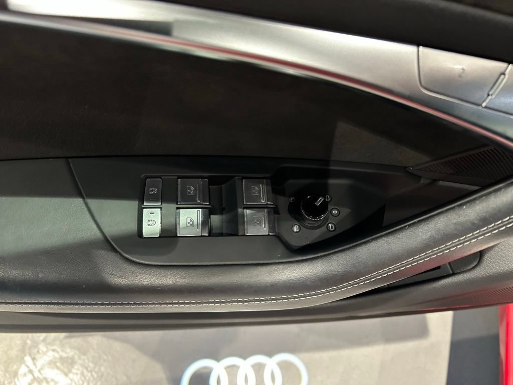 Used 2019 Audi A6 3.0T Premium Plus w/ Premium Plus Package AWD/4WD image 13