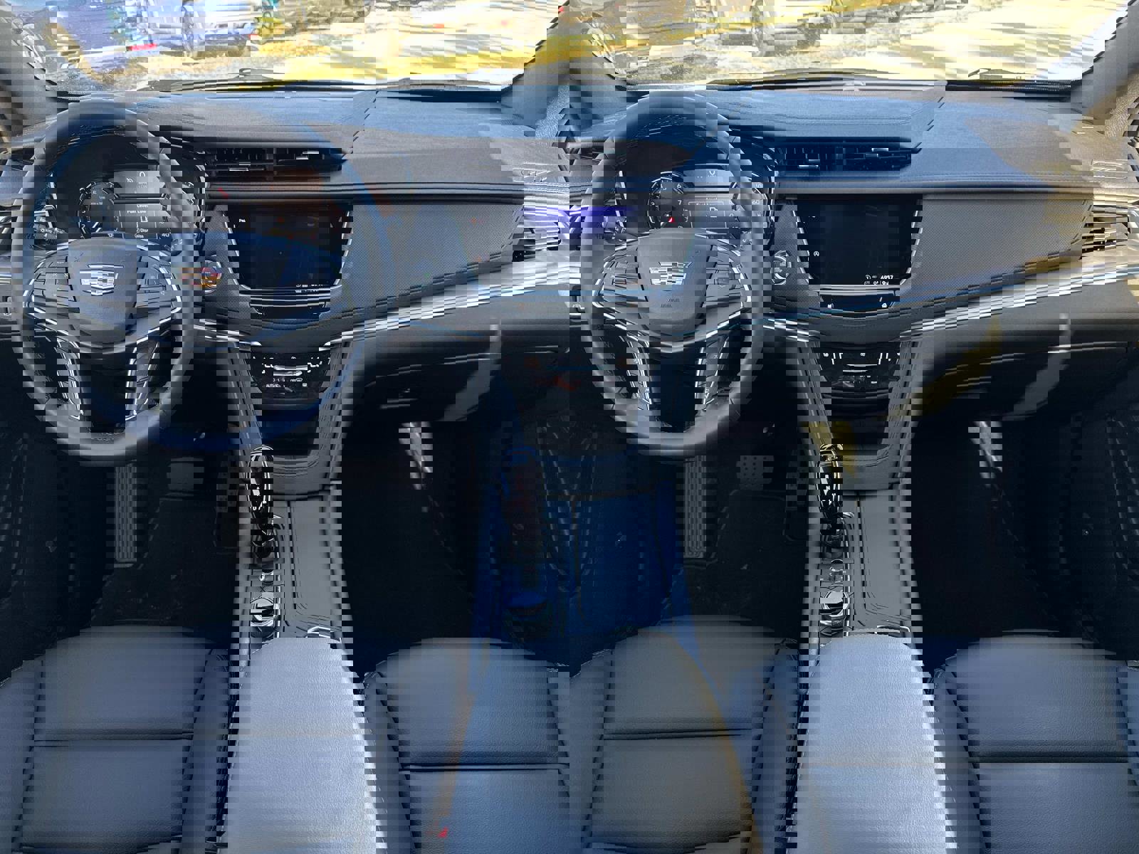 New 2026 Cadillac XT5 Luxury image 17