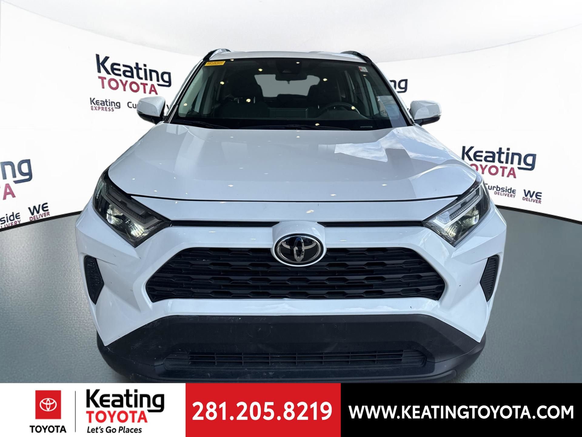 Used 2025 Toyota RAV4 XLE image 2