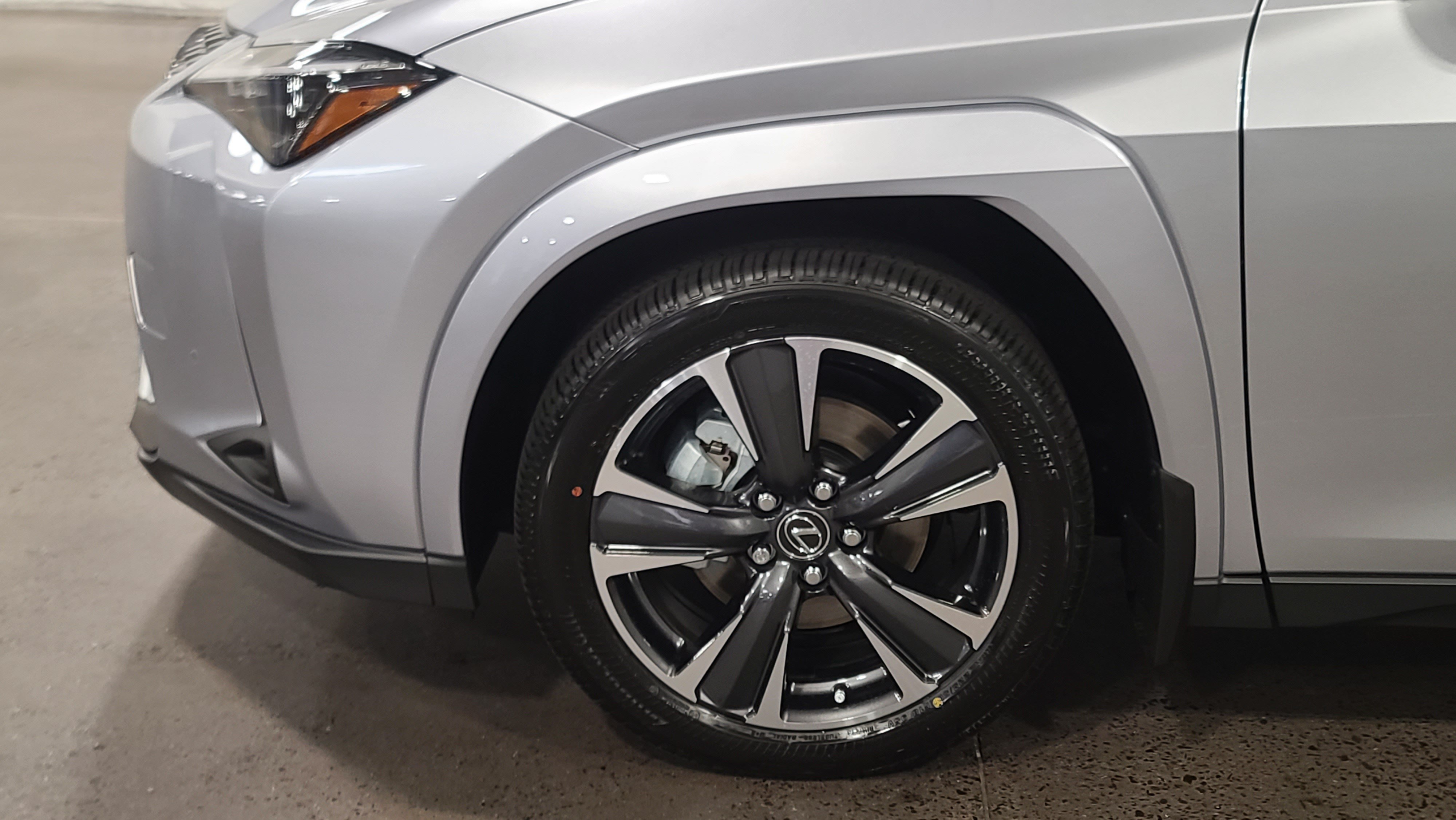 New 2026 Lexus UX 300h AWD image 13
