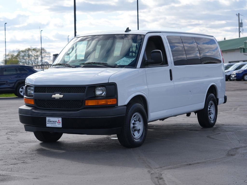 Used 2017 Chevrolet Express 2500 LS RWD image 7