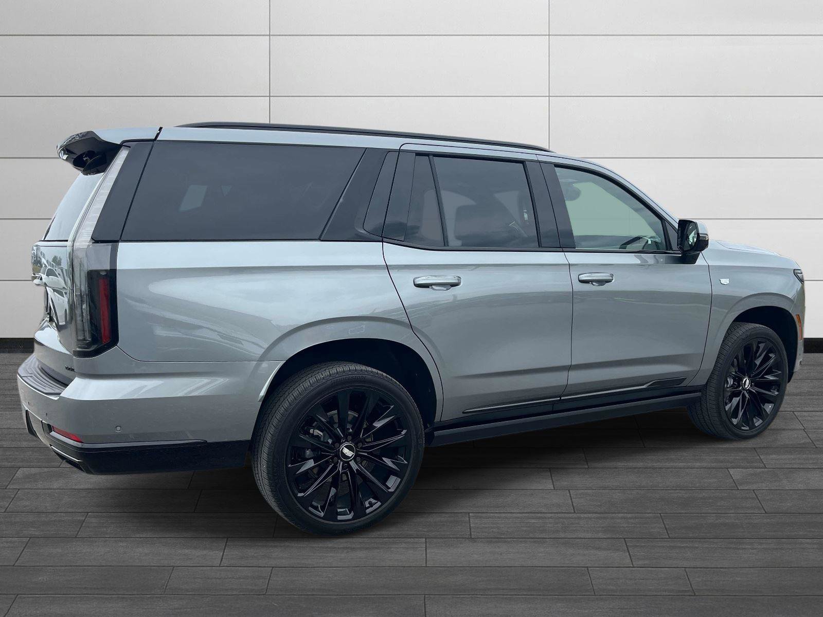 Used 2026 Cadillac Escalade Platinum Sport AWD/4WD image 3