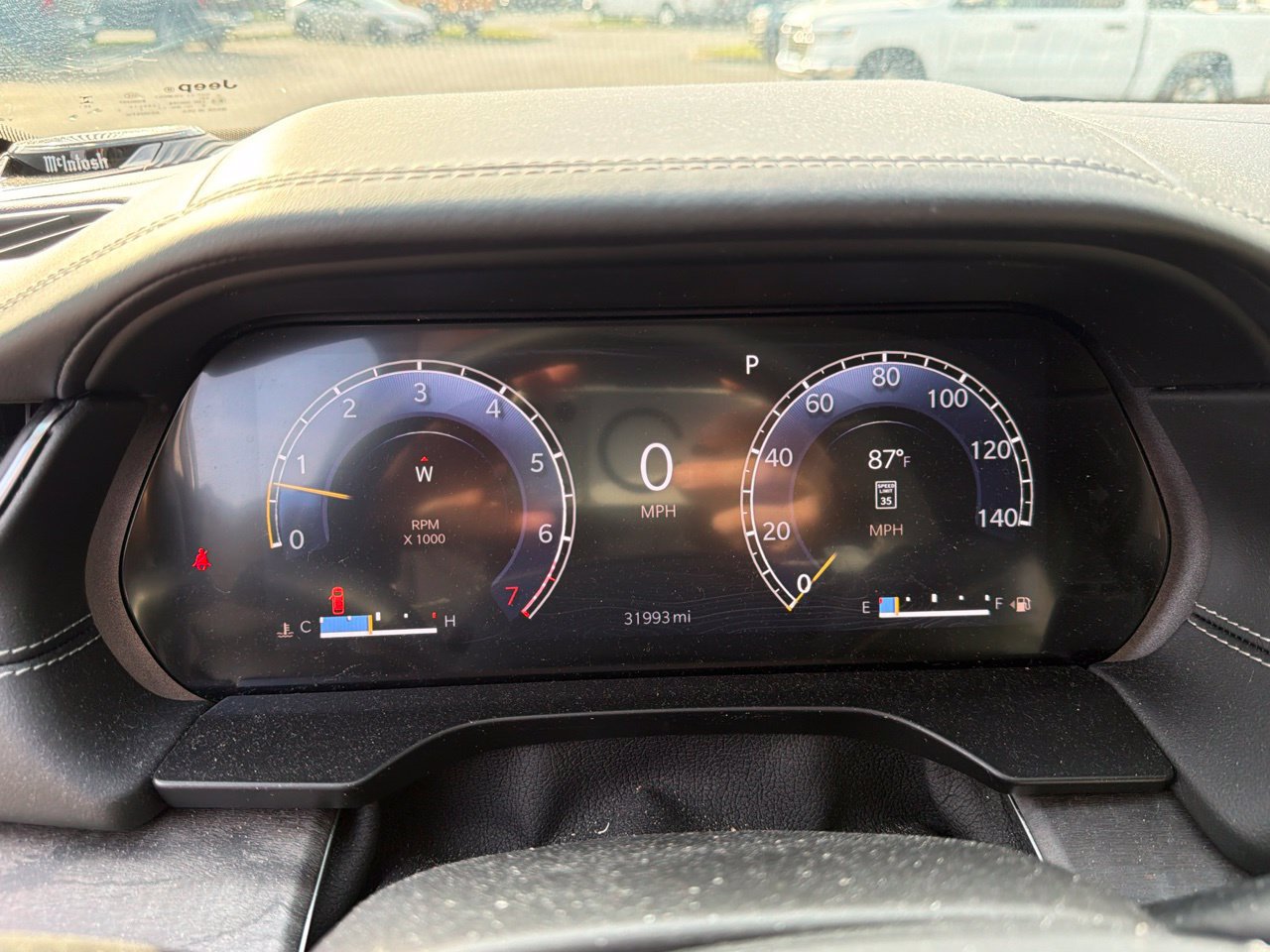 Used 2023 Jeep Grand Cherokee Overland w/ Luxury Tech Group IV AWD/4WD image 21