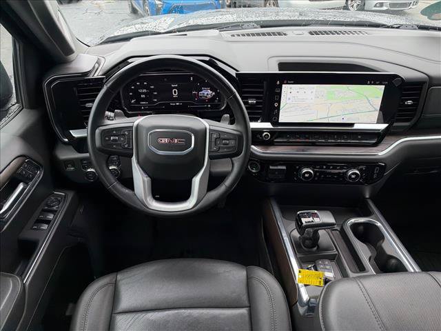 Certified 2024 GMC Sierra 1500 SLT w/ SLT Premium Plus Package AWD/4WD image 18