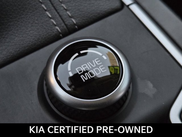 Certified 2026 Kia Sorento LX FWD image 24