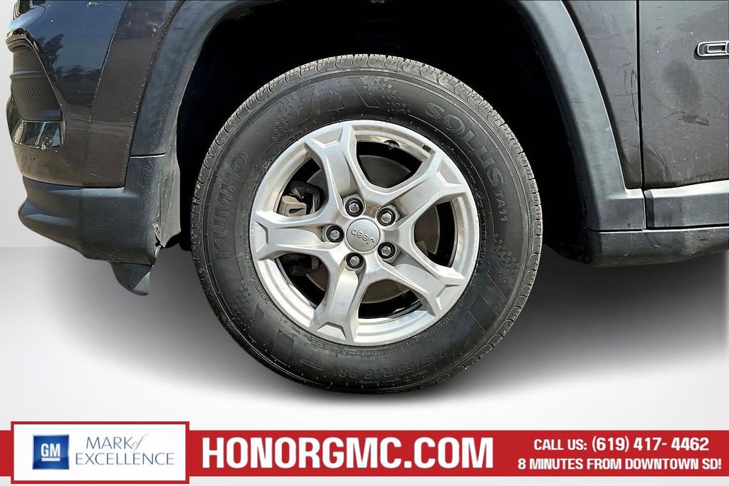 Used 2022 Jeep Compass Sport image 31