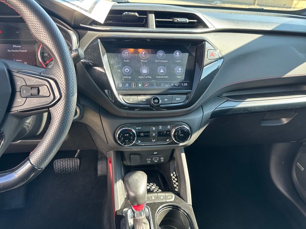 Used 2021 Chevrolet TrailBlazer RS w/ Sun and Liftgate Package image 19