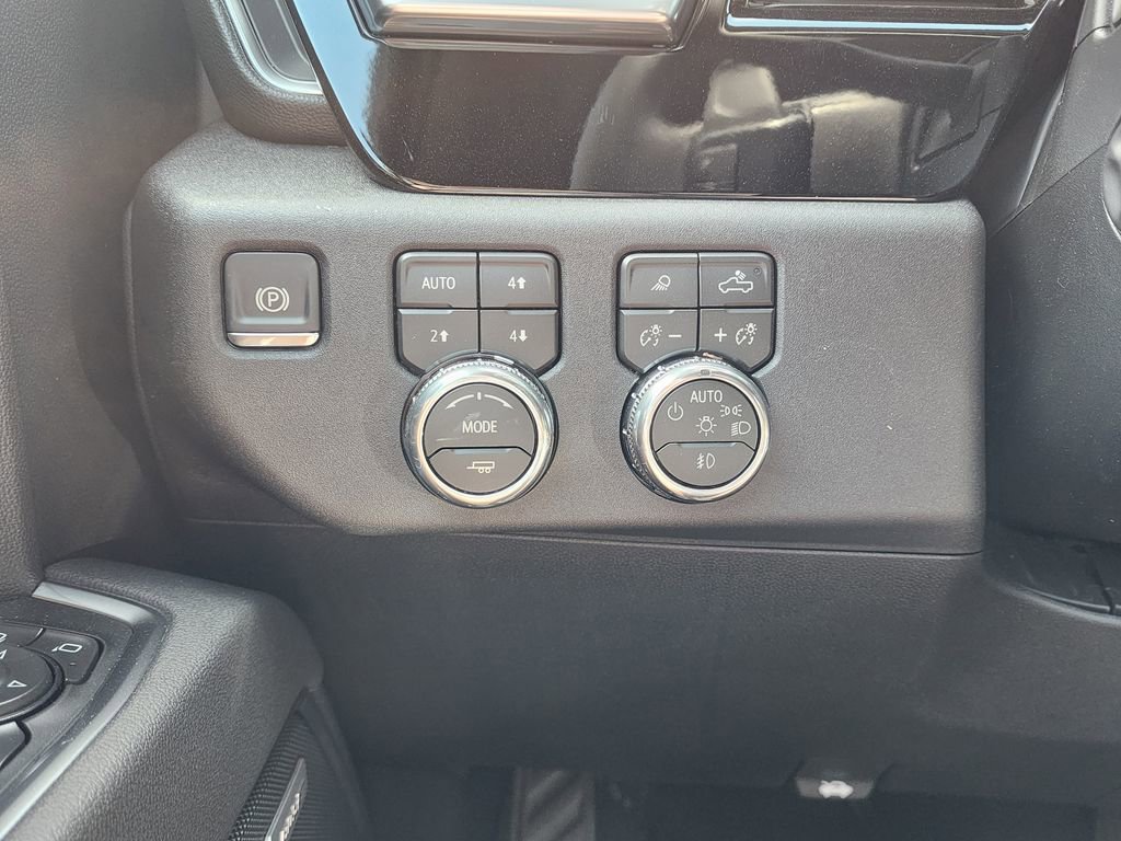 New 2026 GMC Sierra 1500 SLT w/ SLT Premium Plus Package image 19